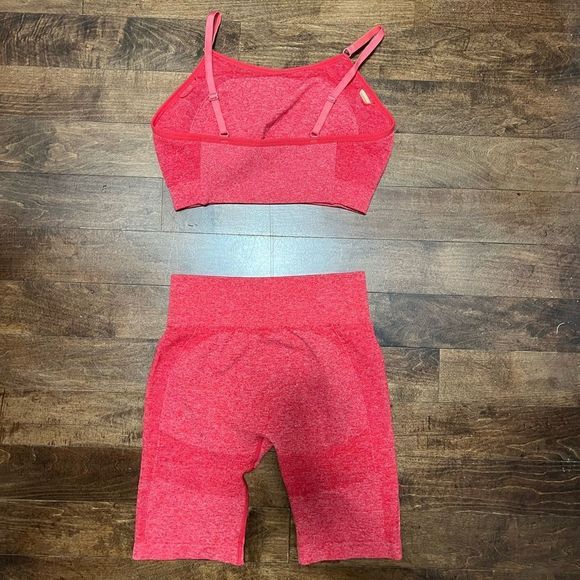 Workout Set - Picture 2 of 3